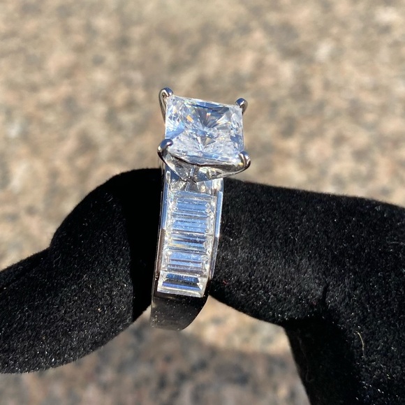 š„VICTORIA WIECK SQUARE & BAGUETTE STERLING RINGš„ - Picture 4 of 4